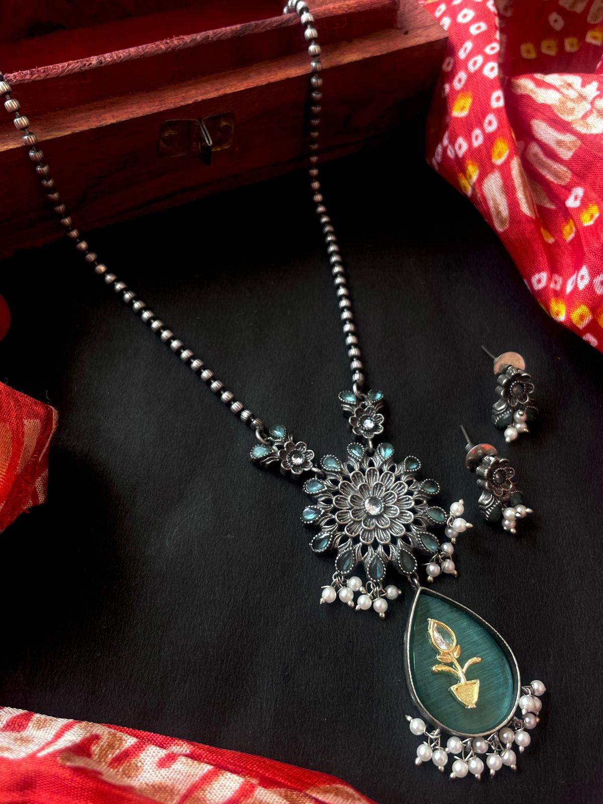 Monalisa Stone Pendant Oxidized Necklace with Earring Set