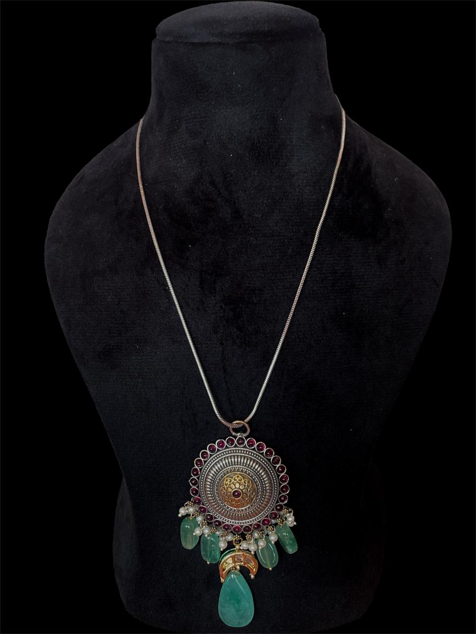 Stones Beaded with Kundan Pendant Necklace