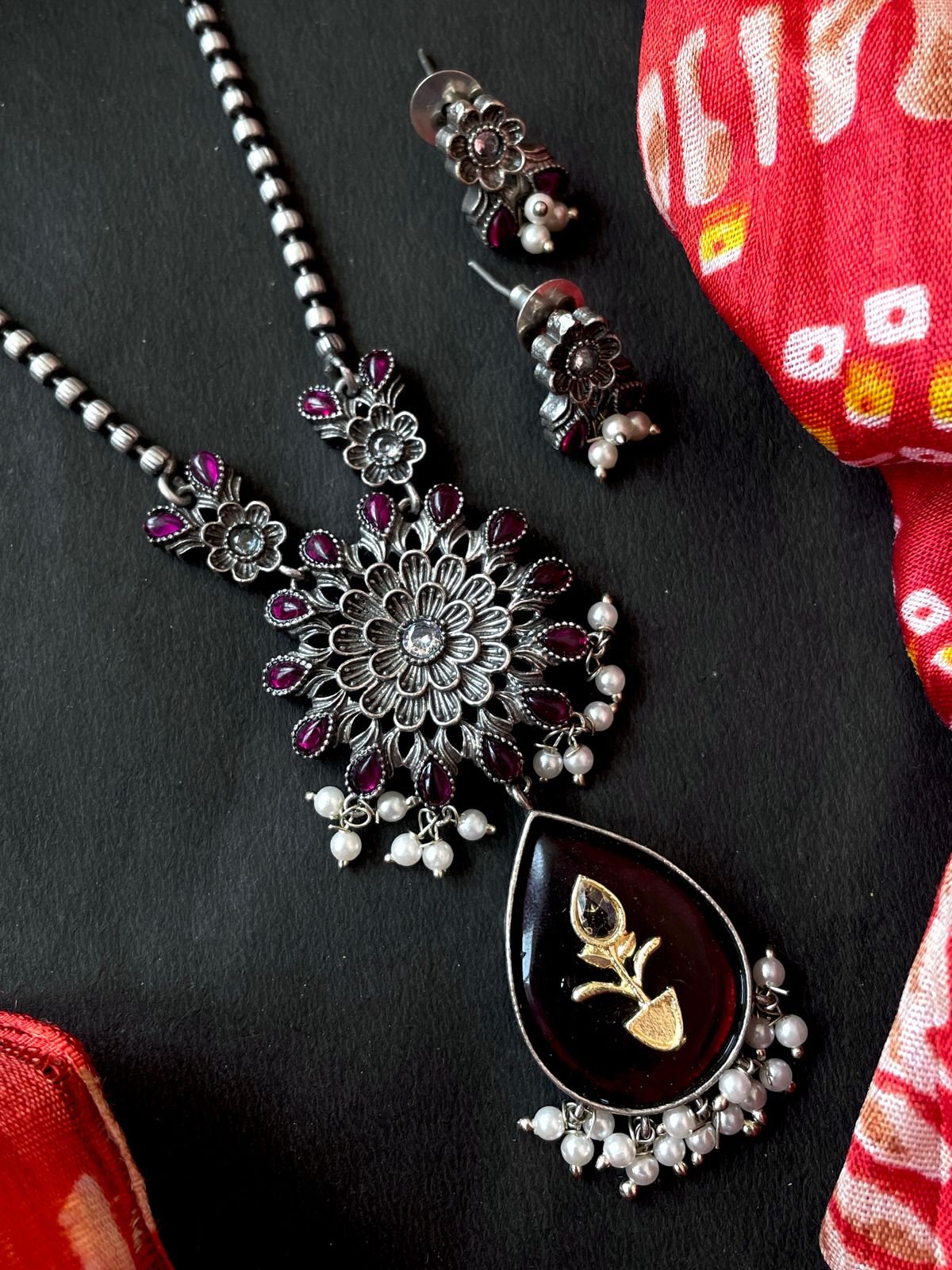 Monalisa Stone Pendant Oxidized Necklace with Earring Set