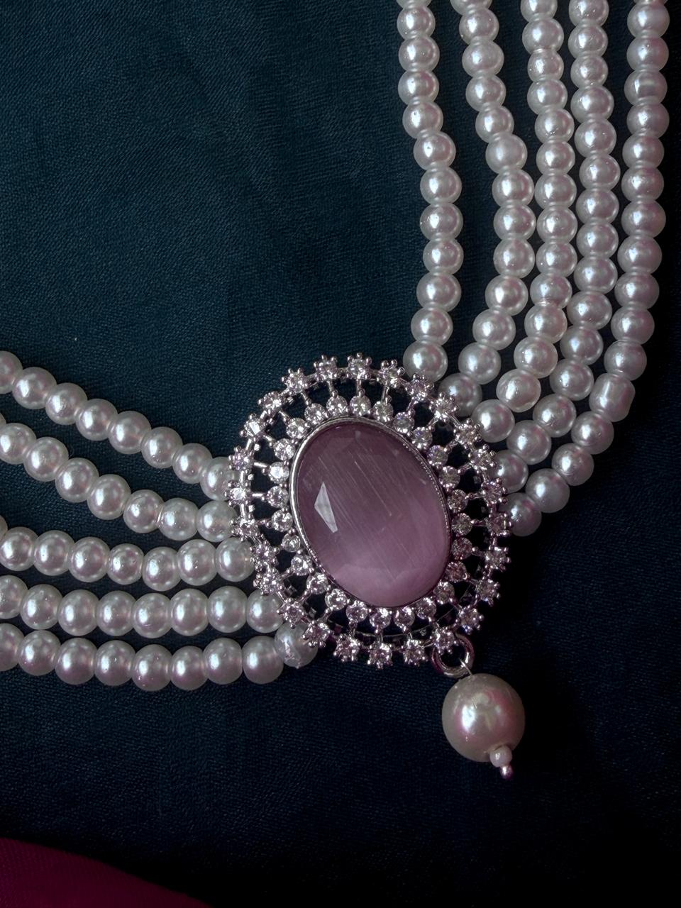 Monalisa Stone Pendant Pearl Mala Choker Necklace with Earring set