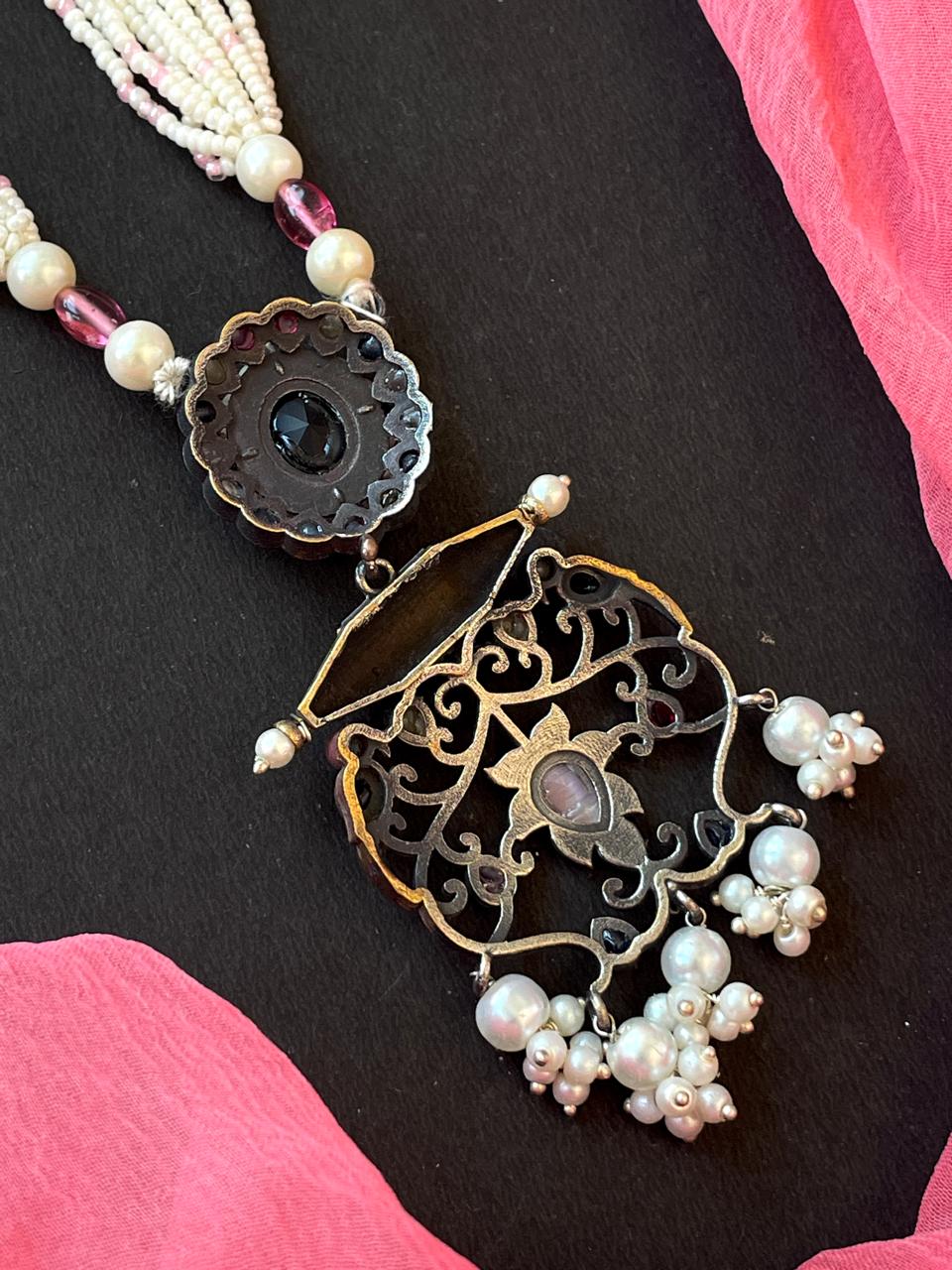 Dula Tone Beaded Pendant Ten Layered Mala Necklace