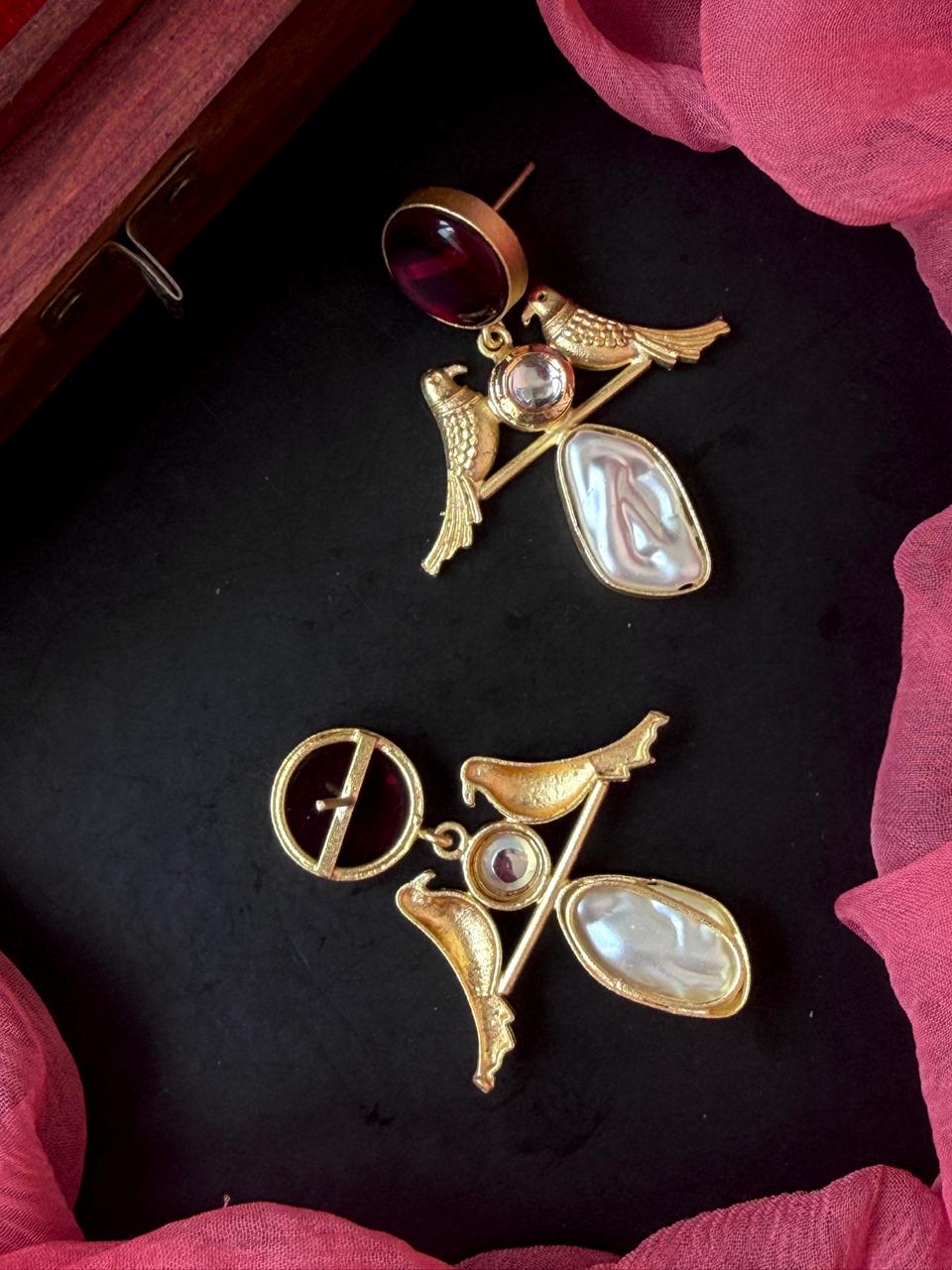 Monalisa Stone Shell Pearl Golden Bird Earring