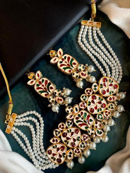 Kundan Heavy Partywear Choker with Earring Set