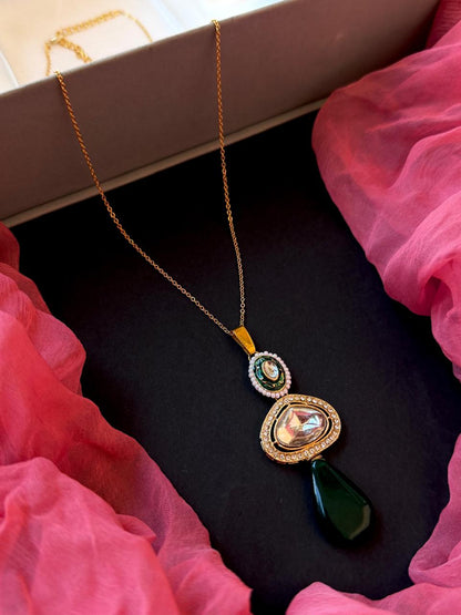 Kundan with Stone Pendant Chain Necklace and Kundan Earring set