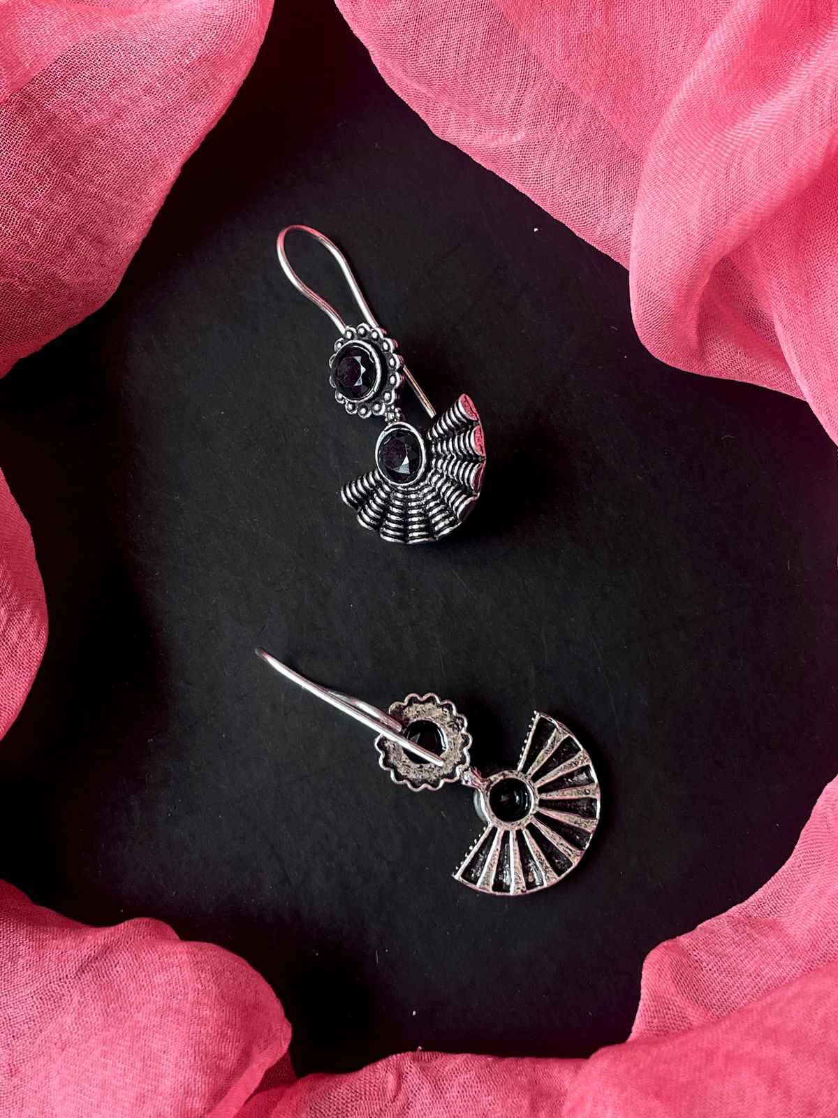 Monalisa Stone Oxidized Floral Earring