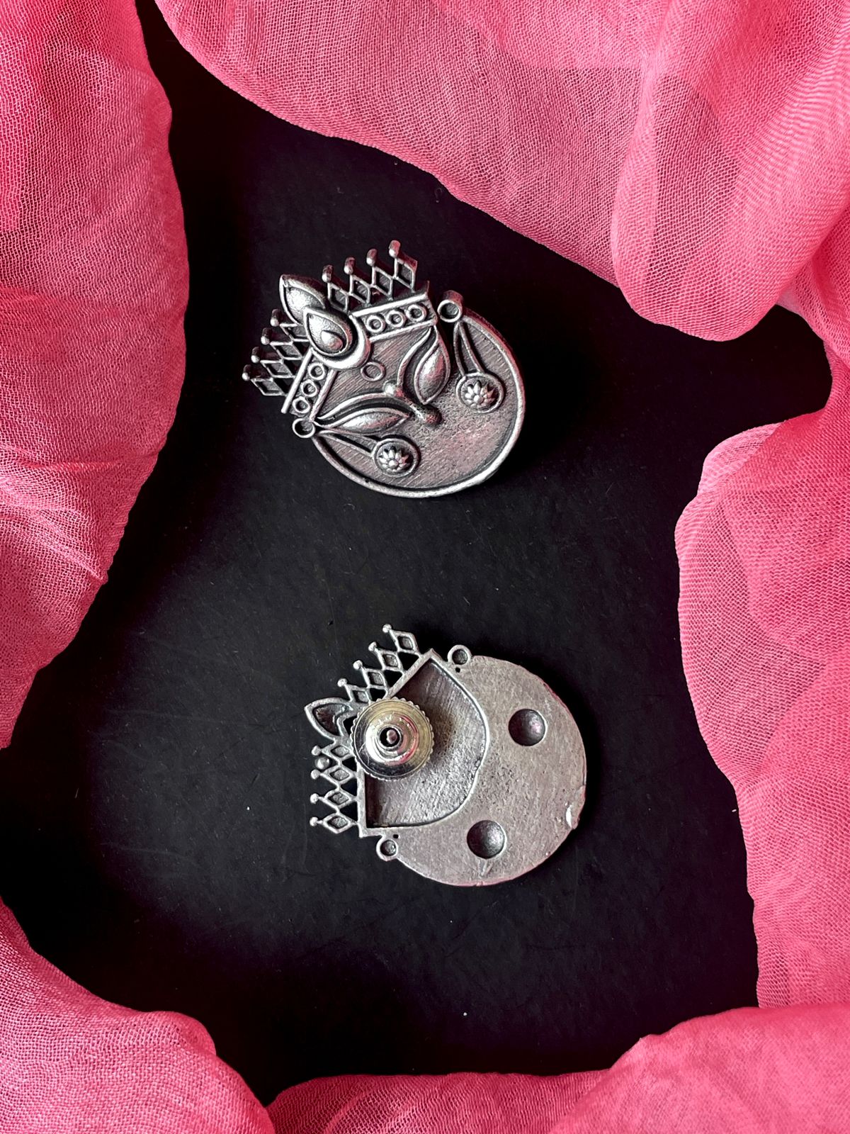 Oxidized Goddess Round Earring