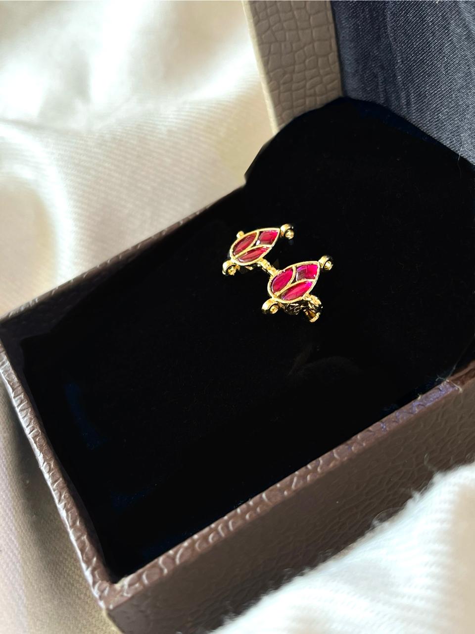 Pachi Kundan small stud Earring