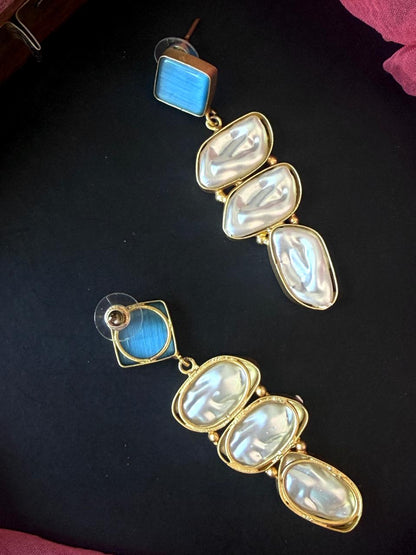 Monalisa Stone Shell Pearl Golden Geometrical Earring