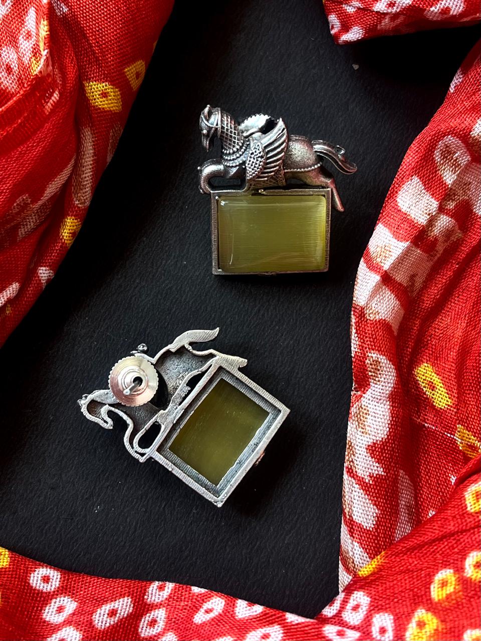 Monalisa Stone Oxidized Stud Earring