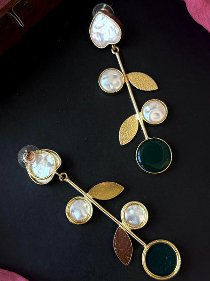 Monalisa Stone Shell Pearl Golden Leaf Earring