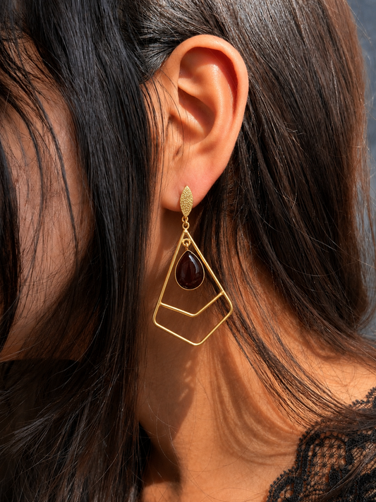 Monalisa Stone Geometrical Golden Earring