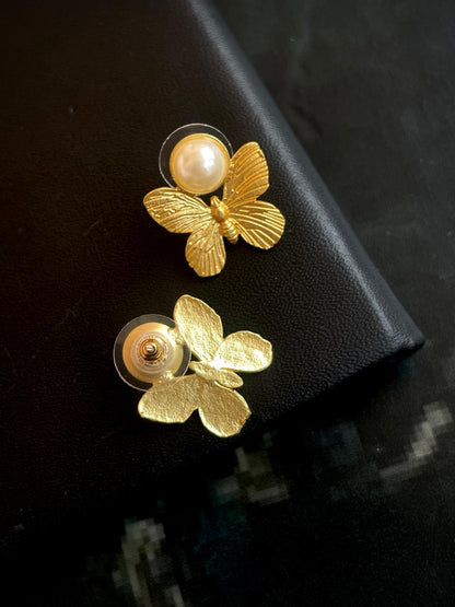 Golden Butterfly Pearl Light weight Earring