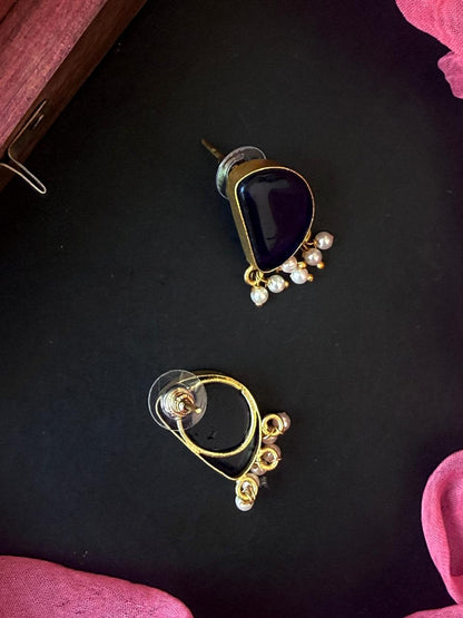 Monalisa Stone Stud Golden Earring