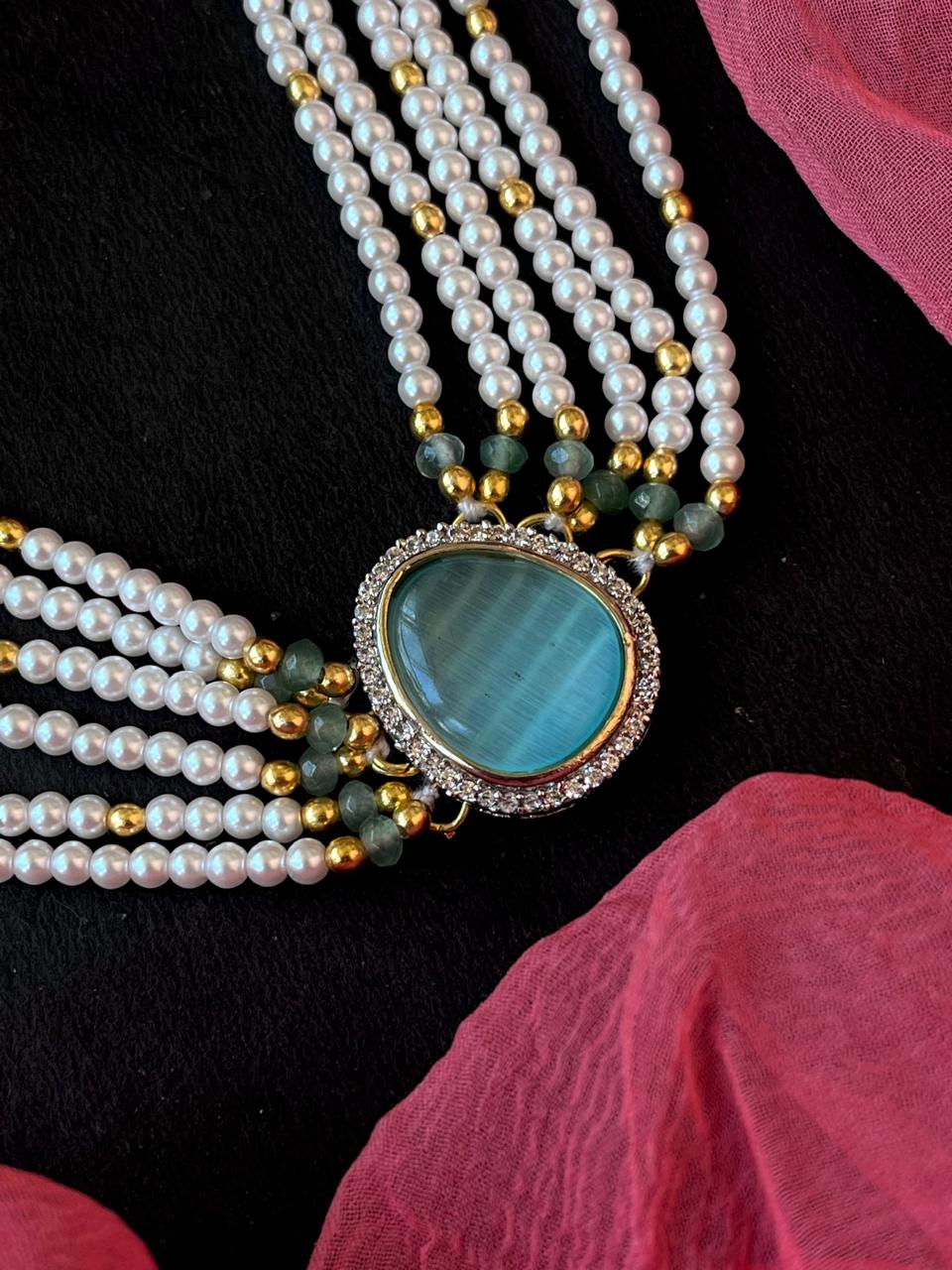 Monalisa Stone Pendant Pearl Five Layer Mala Choker Necklace