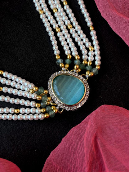 Monalisa Stone Pendant Pearl Five Layer Mala Choker Necklace