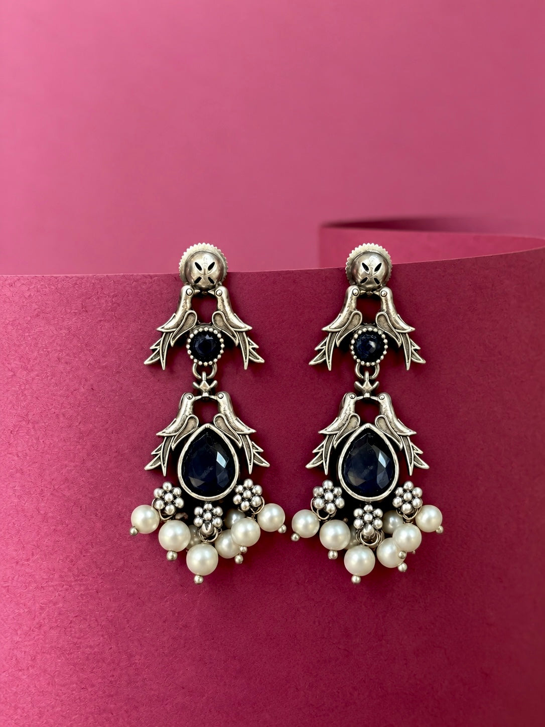Black Silver Polish Bird Shape Monalisa Stone Earring