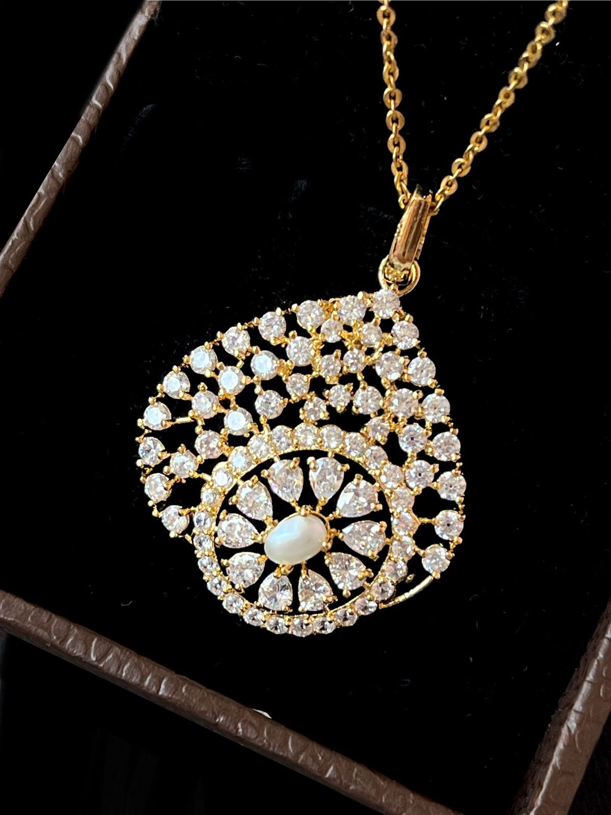 AD pendant Necklace with Earring Partywear Set