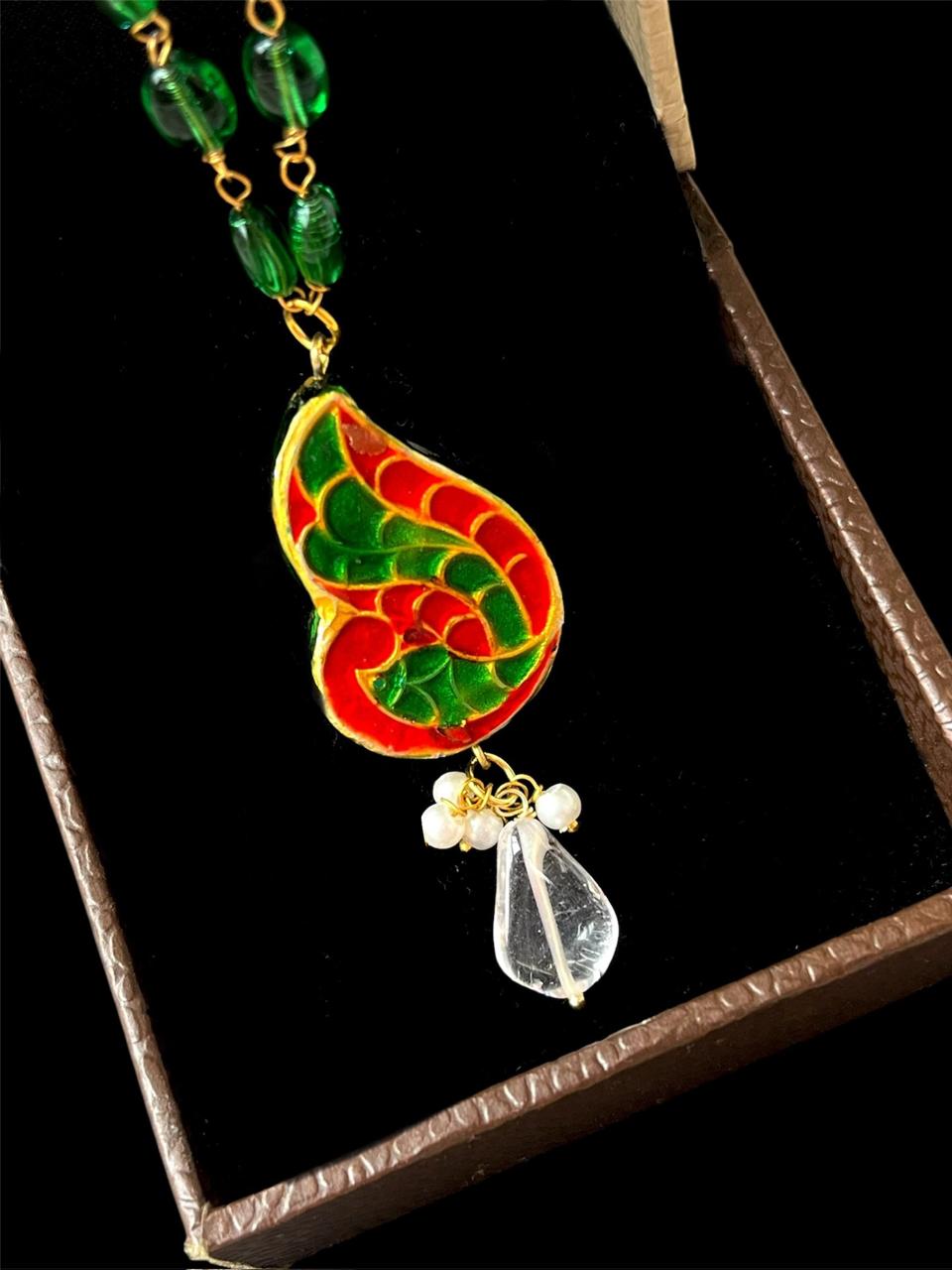 Lakh Pendant with Jade Stone Beads Chain Necklace