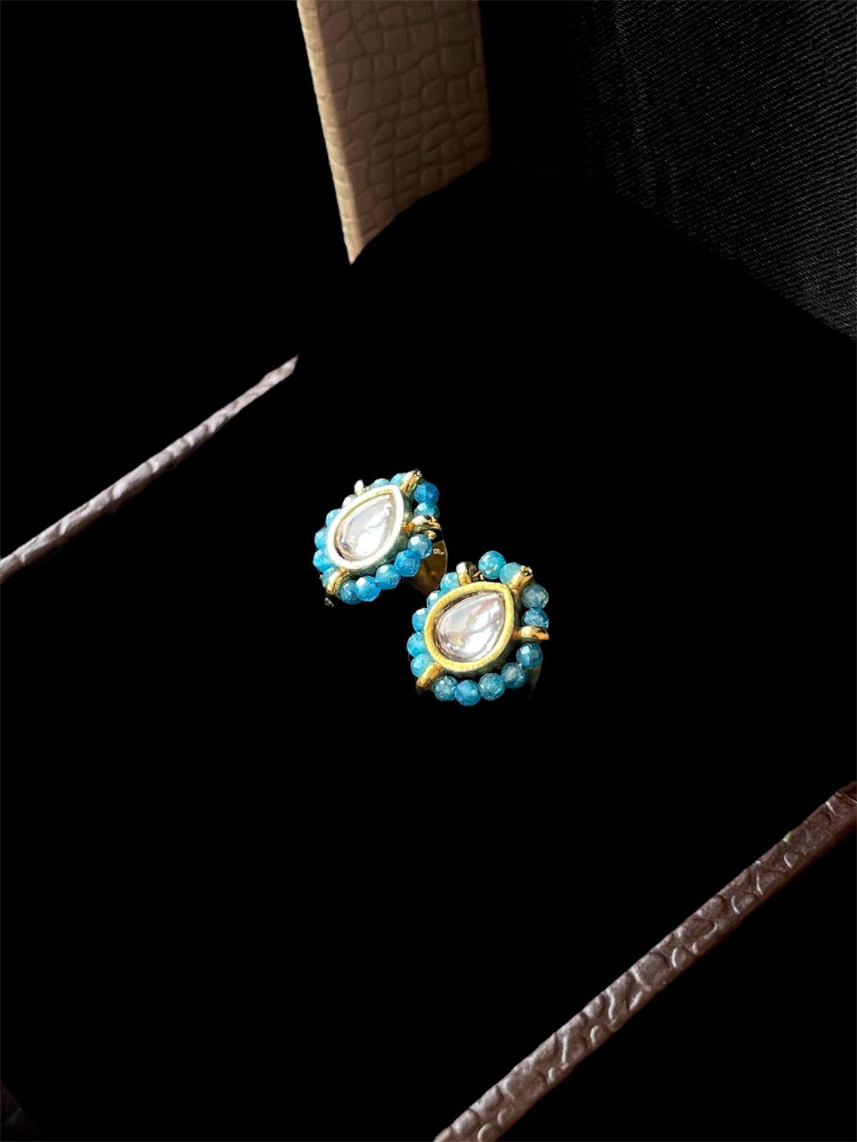 Pachi Kundan with Monalisa Stone Earring