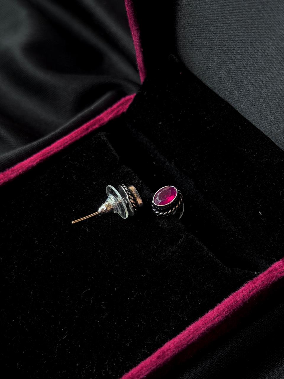 Monalisa Stone Stud Earring (Pair of 2 sets)
