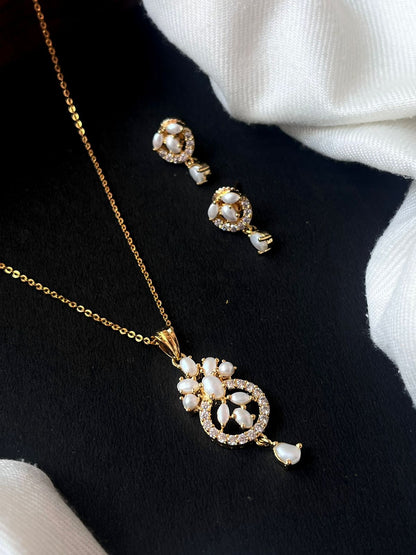 AD stone with Pearl Pendant Necklave with Earring set