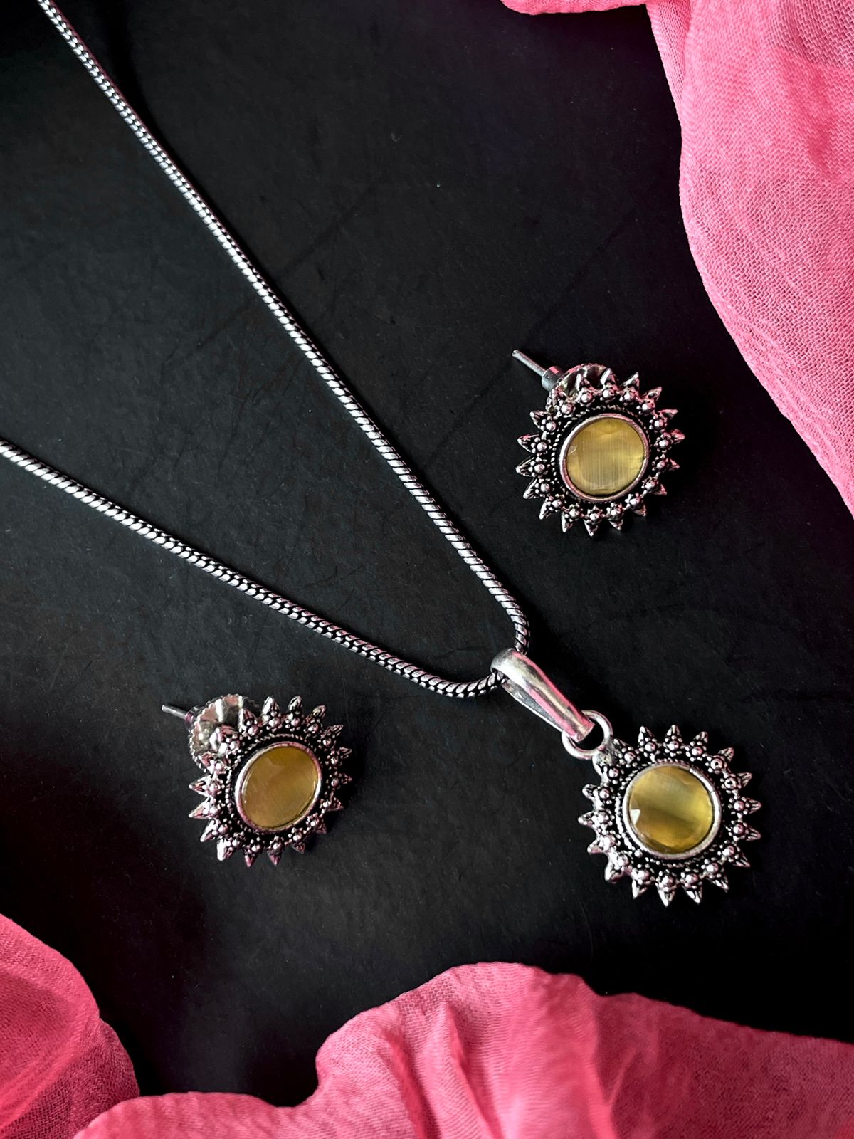 Monalisa Stone Oxidize Pendant Chain Necklace with Earring set