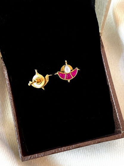 Pachi Kundan Small Stud Earring