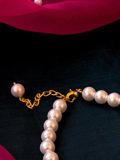 Meenakari Stone Pendant with Shell Pearl Mala