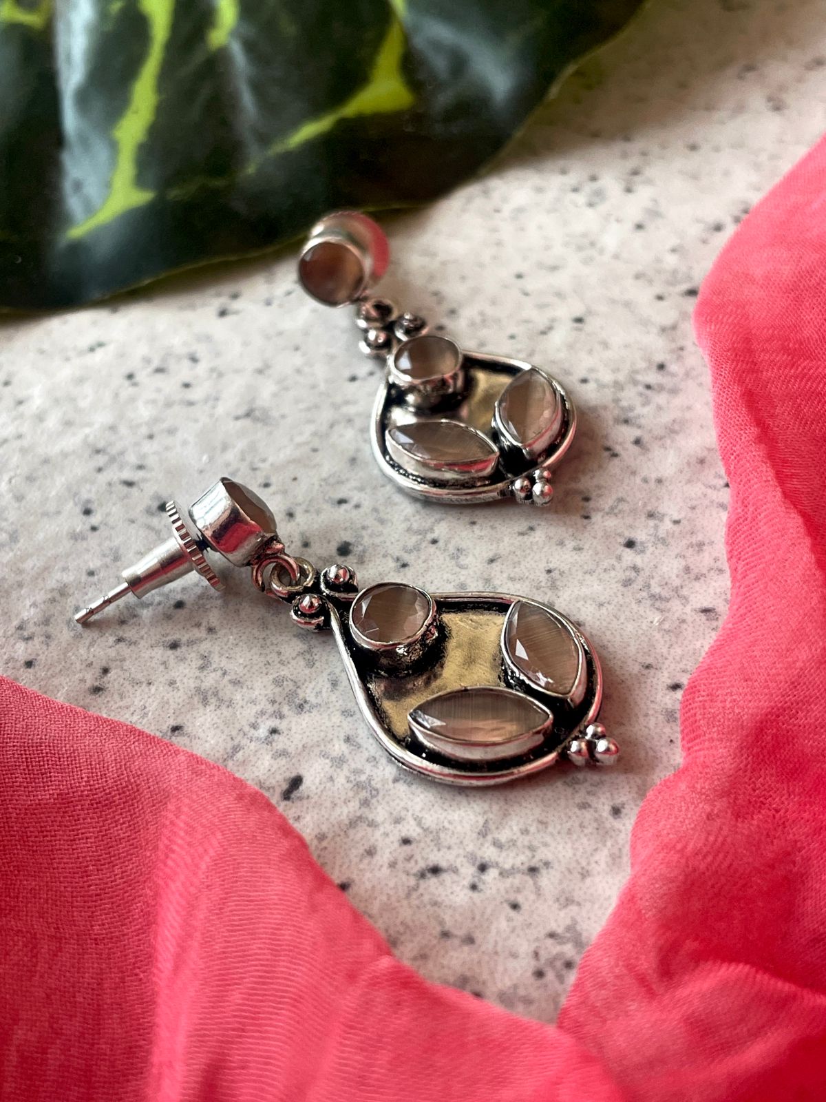 Monalisa Stone Trendy Partywear Earring