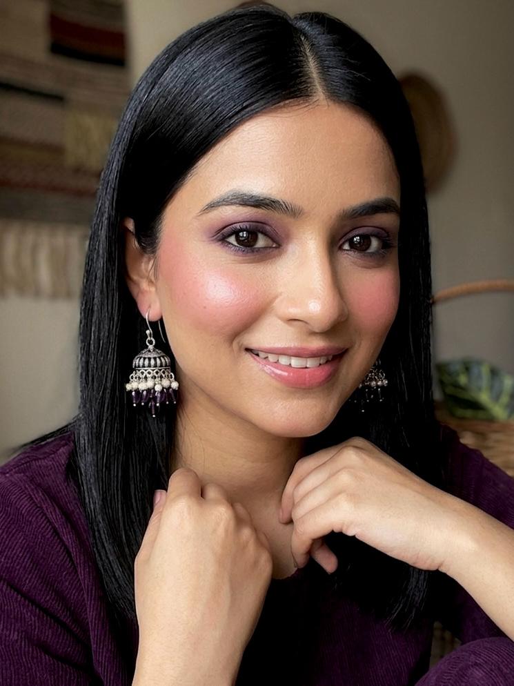 Stone Beaded Partywear Oxidized Jhumki Earring