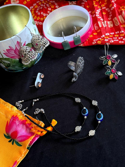 Gift Box (4 pairs of Earring, 1 Ring and 1 Anklet)