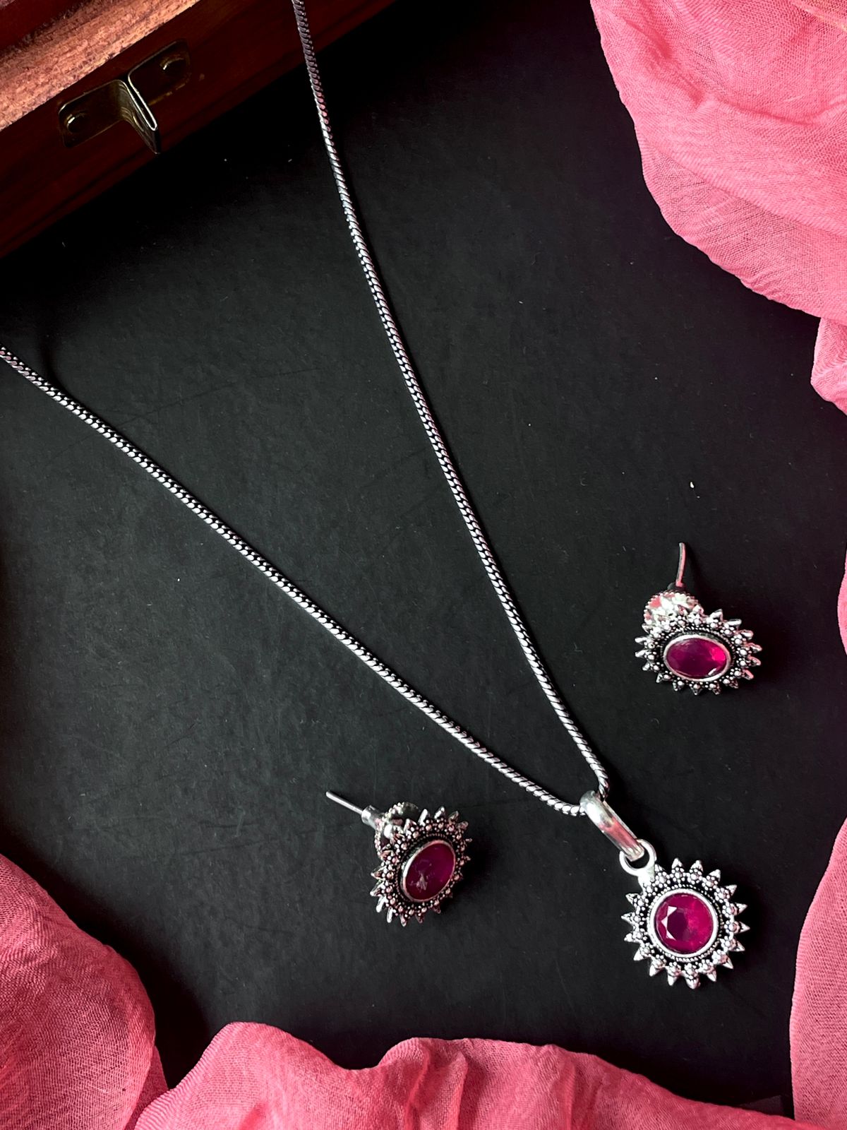 Monalisa Stone Oxidize Pendant Chain Necklace with Earring set