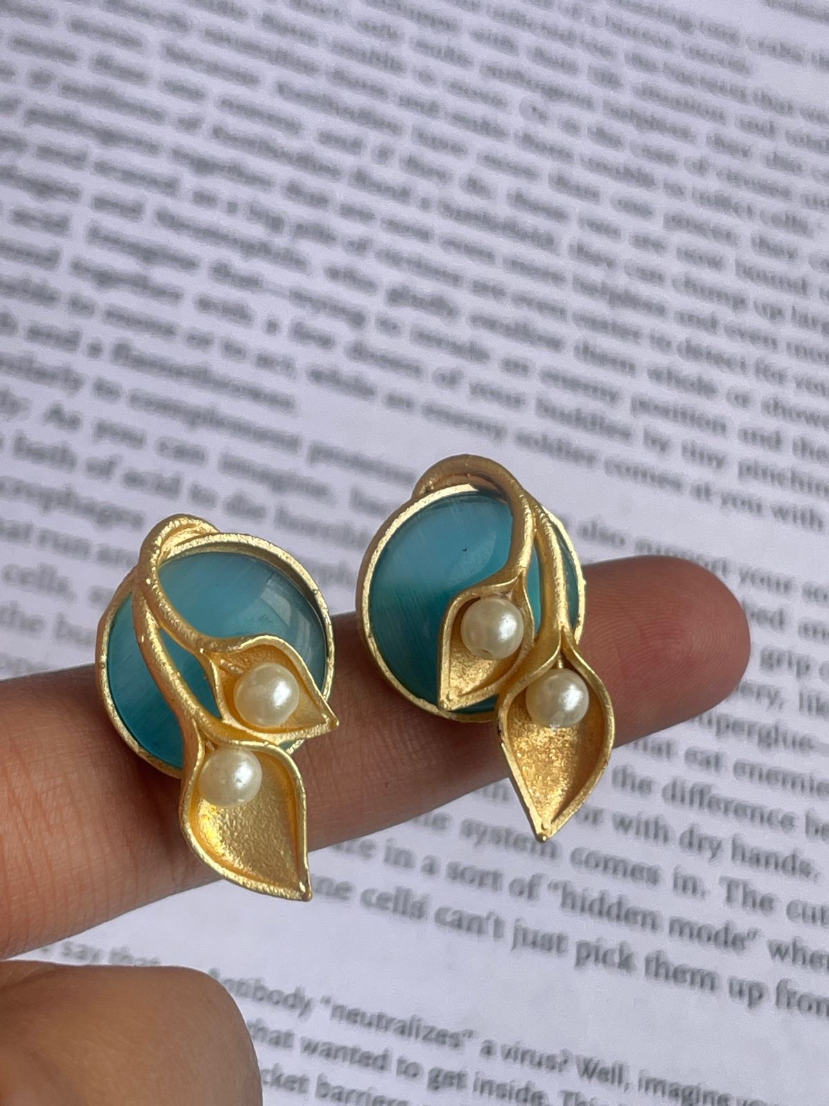 Monalisa Stone Stud Earring