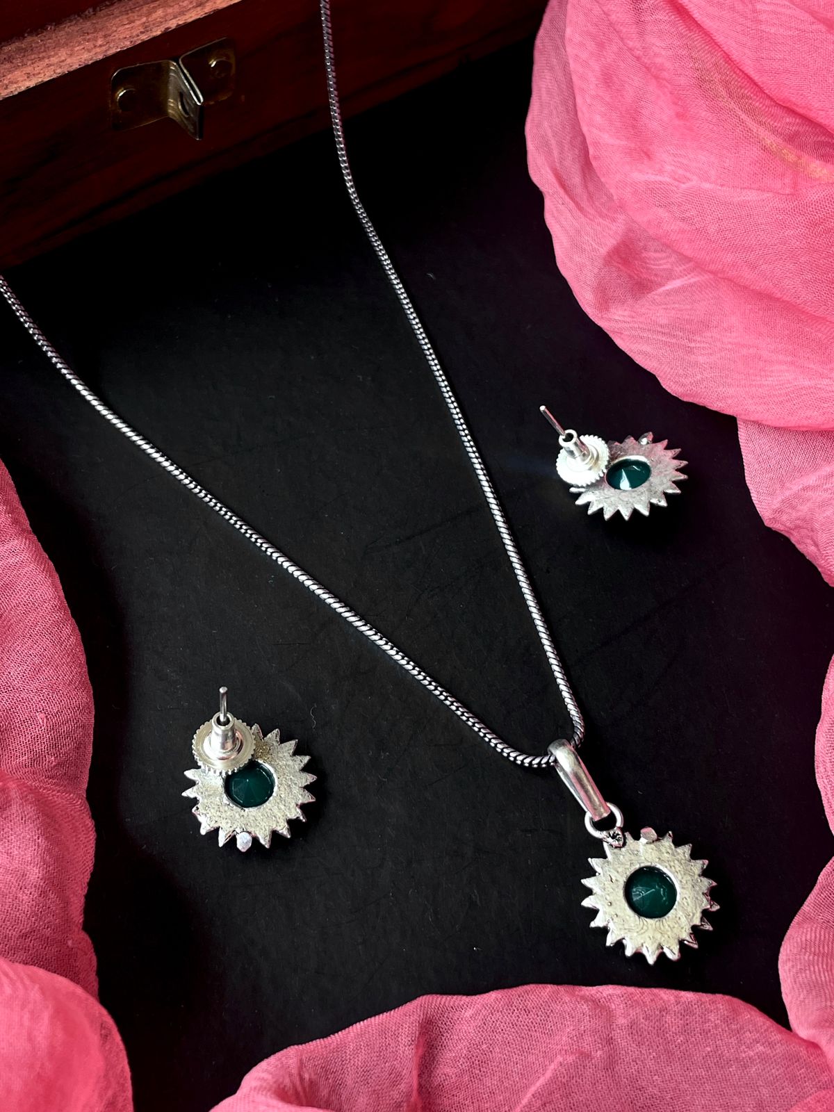 Monalisa Stone Oxidize Pendant Chain Necklace with Earring set