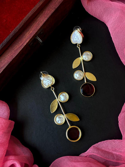 Monalisa Stone Shell Pearl Golden Leaf Earring