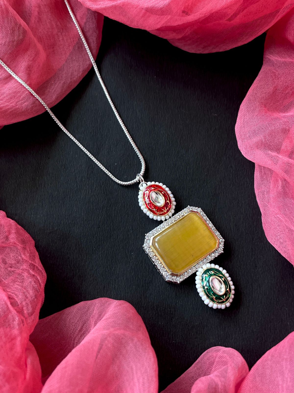 AD with MOnalisa Stone Meenakari Pendant Chain Necklace