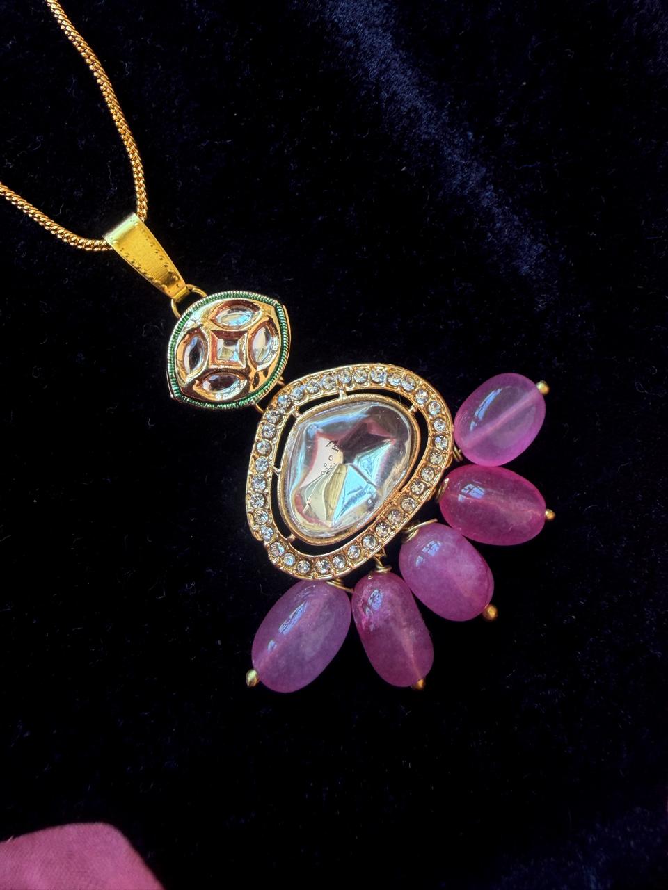 Kundan Pendant Chain Necklace