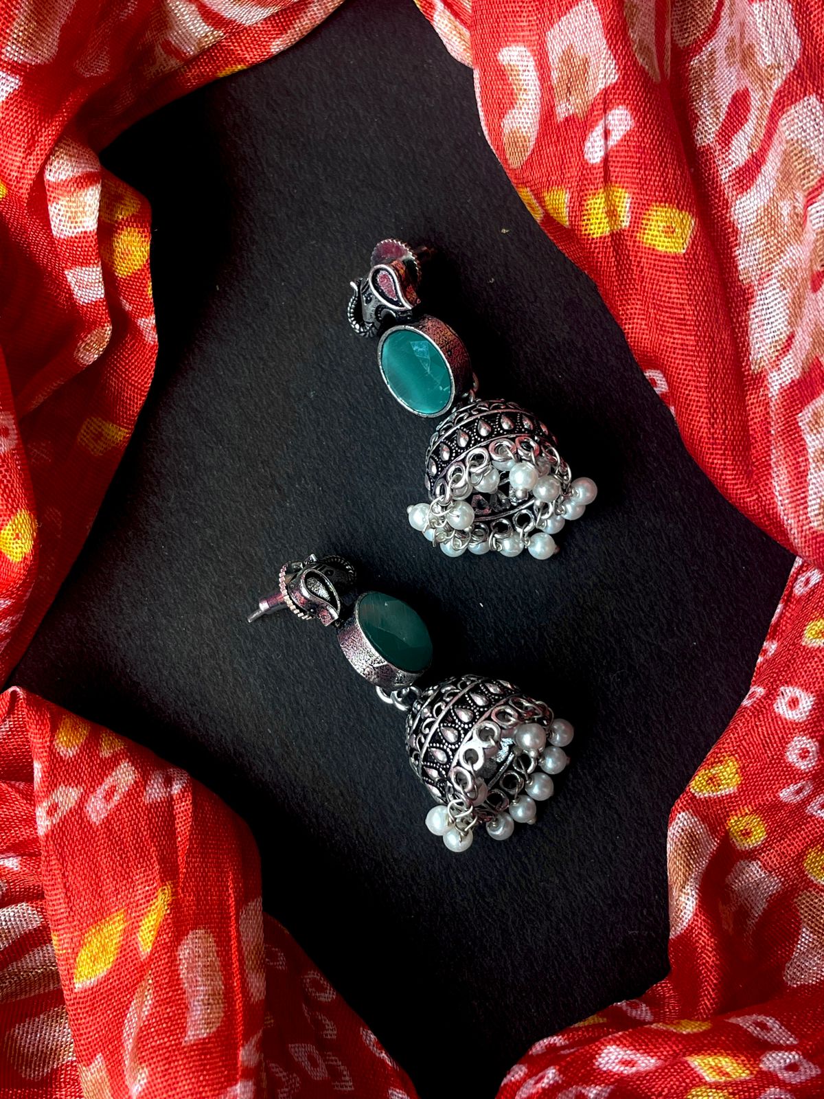 Monalisa Stone Oxidized Jhumki Earring