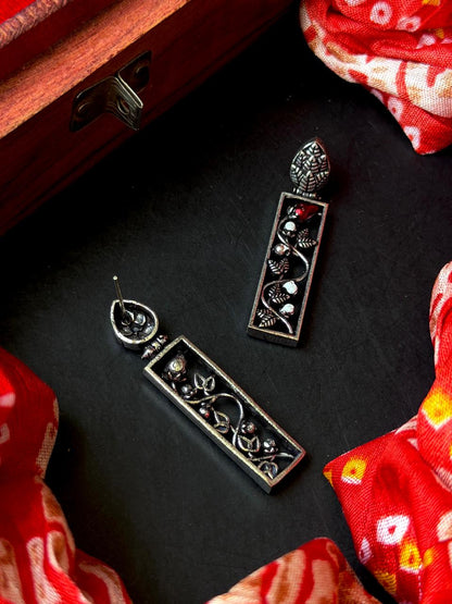 Oxidized Floral Geometrical Earring