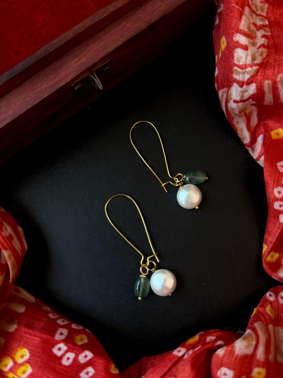 Artificial Shell Pearl Earring