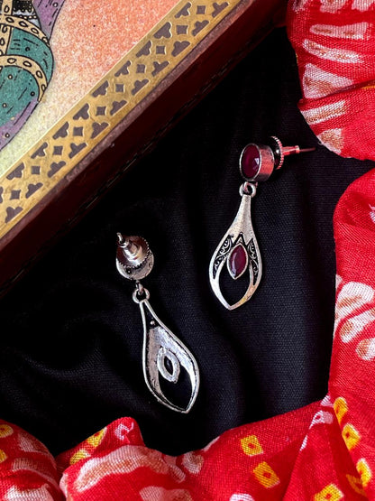 Monalisa Stone Oxidized Earring