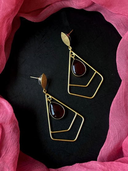 Monalisa Stone Geometrical Golden Earring