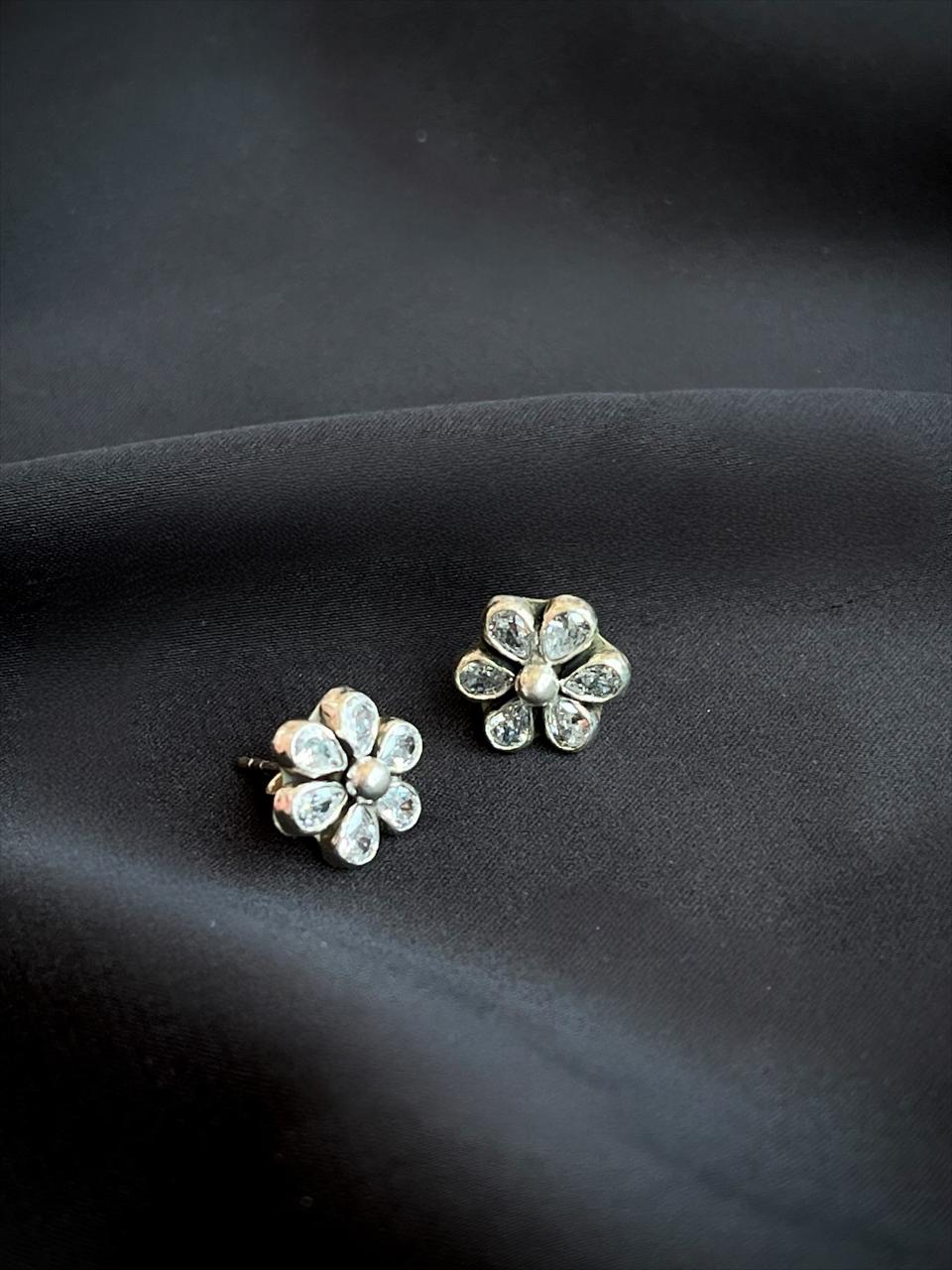 AD Stone 92.5 Silver Stud Earring