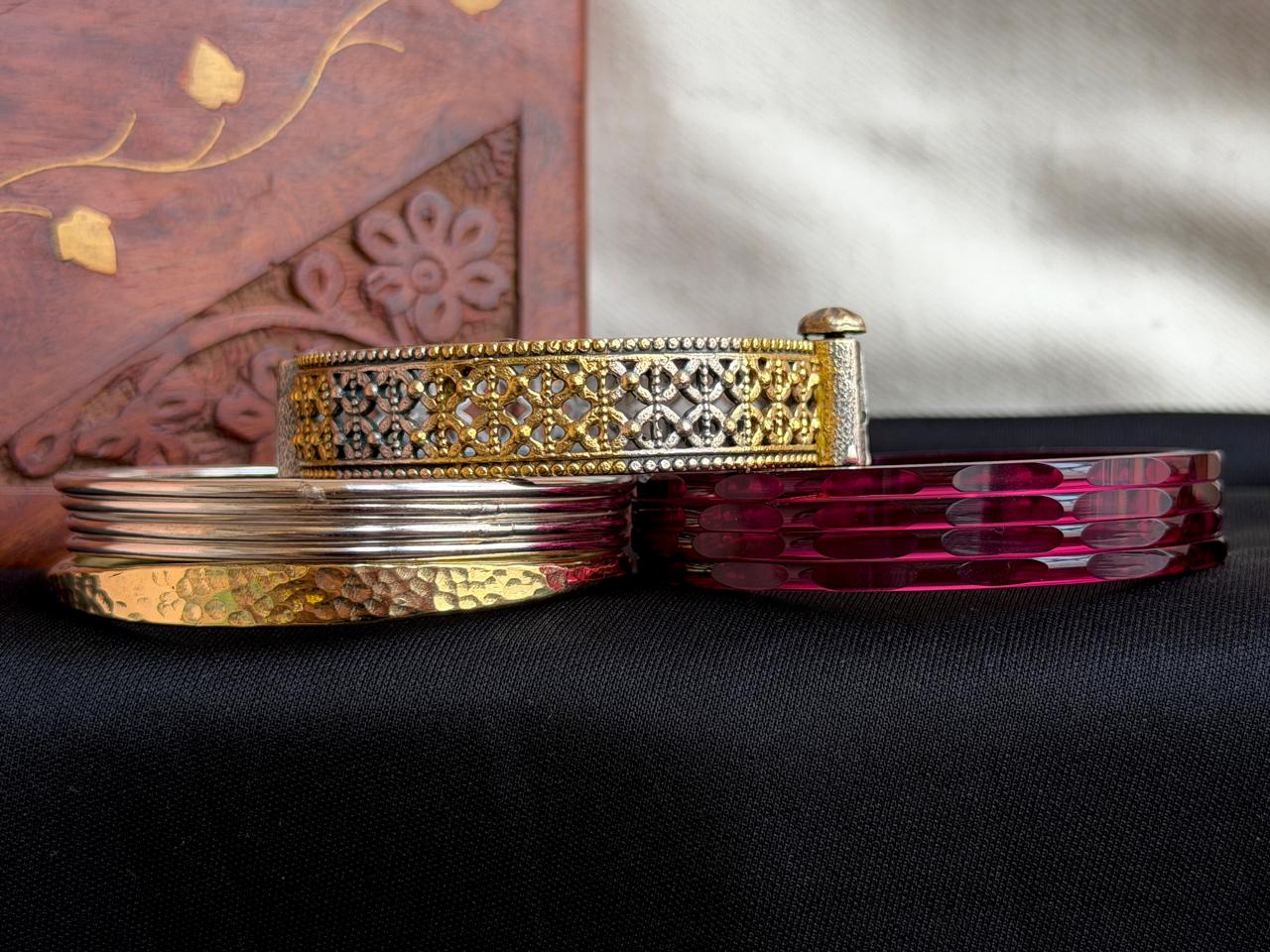 Acrylic Jelly Bangles with Metal Bangles and Kada set