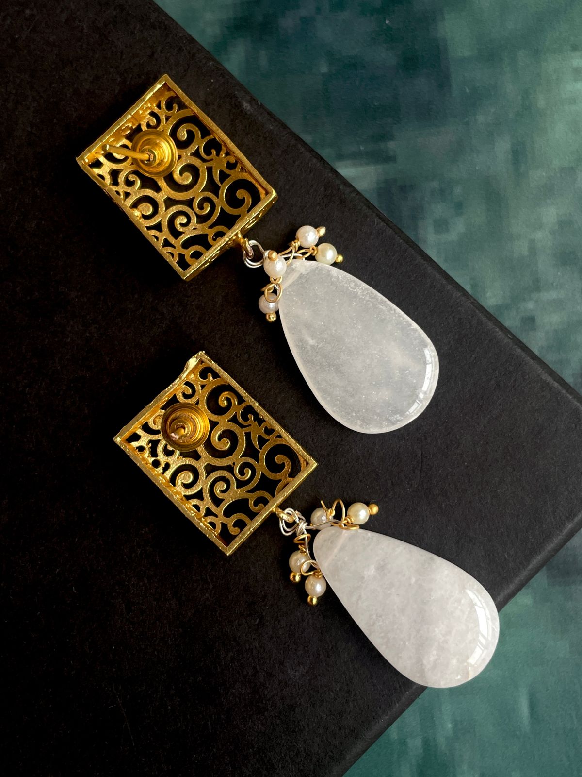 Earring with Monalisa Stone and Square Designer Top