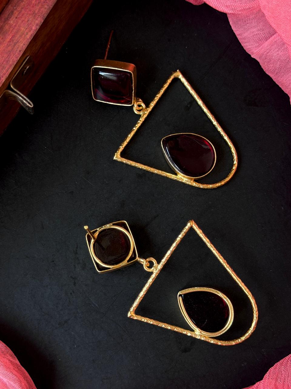 Monalisa Stone Golden Geometrical Earring