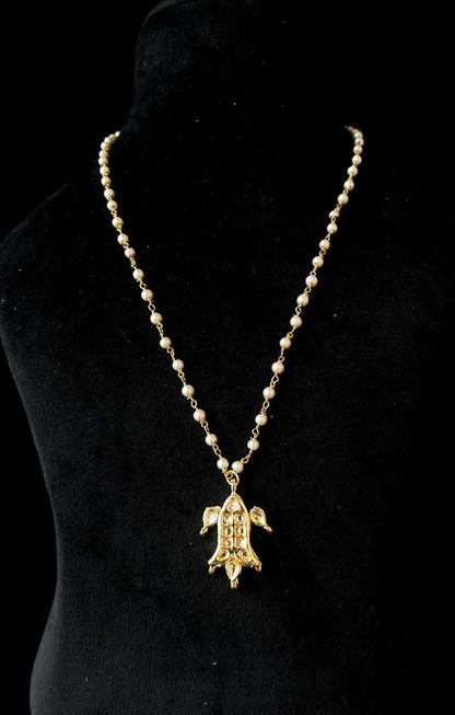 Kundan Pendant Beaded Chain Necklace