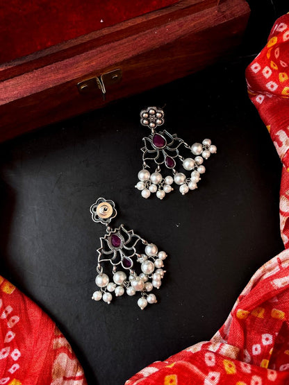 Monalisa Stone Oxidized Floral Earring