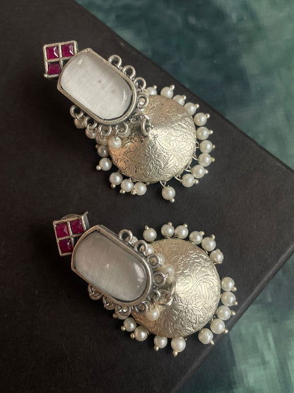 Oxidized Flat Jhumka with Monalisa Stone Top Earring