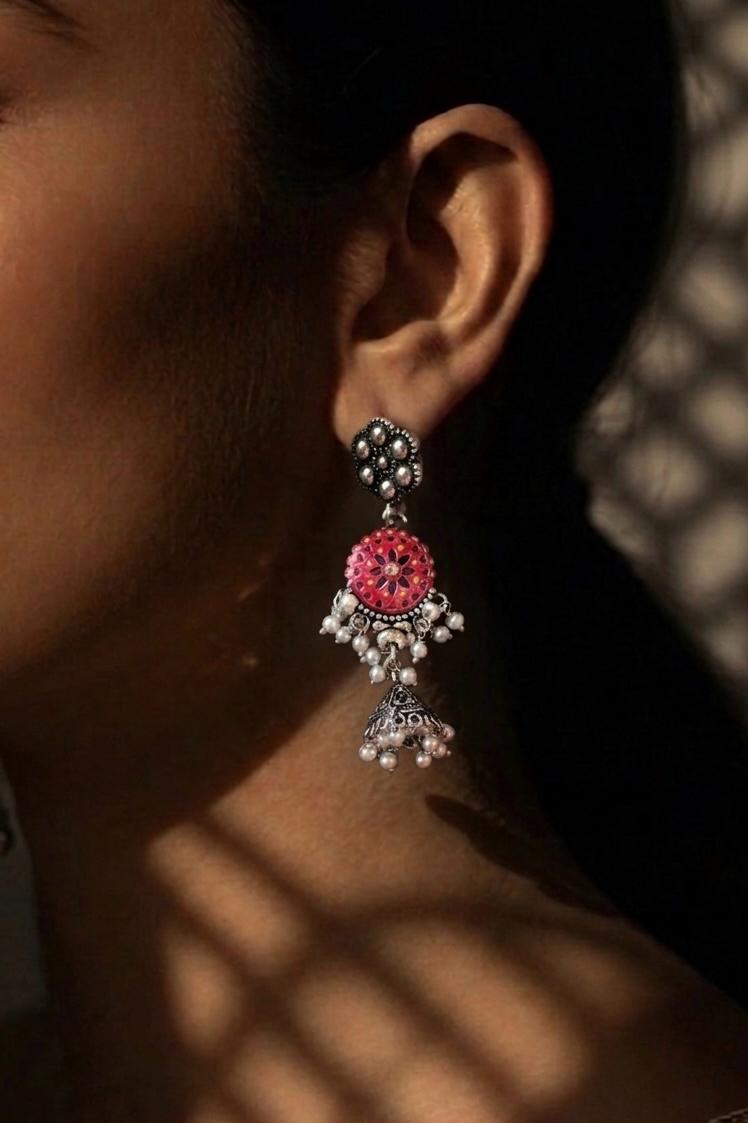 Hand Paited Top and Oxidized Jhumki Earring